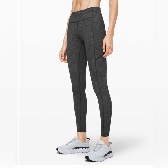 Lululemon Speed Up Tight 28" *Brushed Full-On Luxtreme
Heathered Black
W5CD7S
4 - Picture 1 of 9